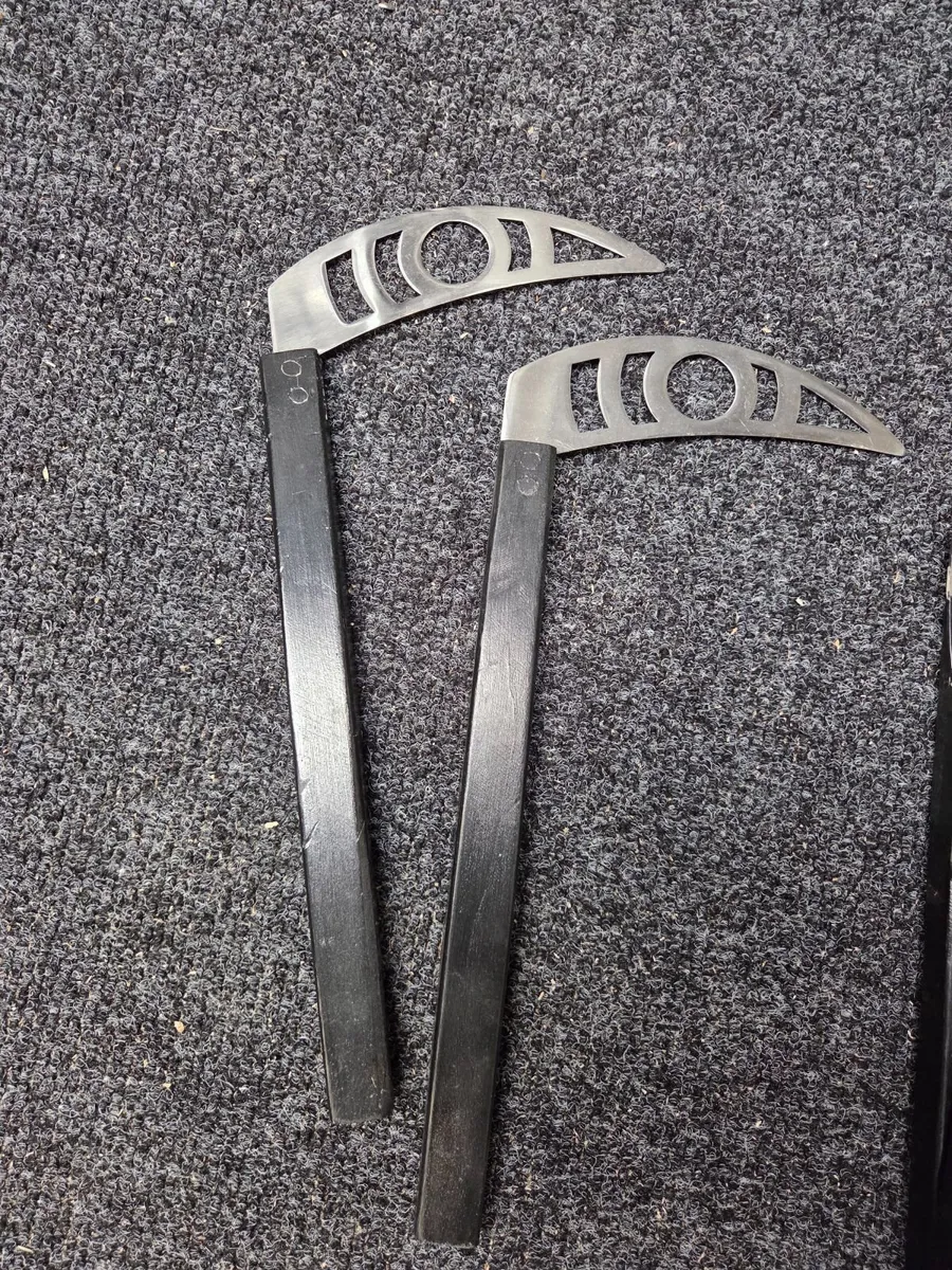 Weapons - Image 1