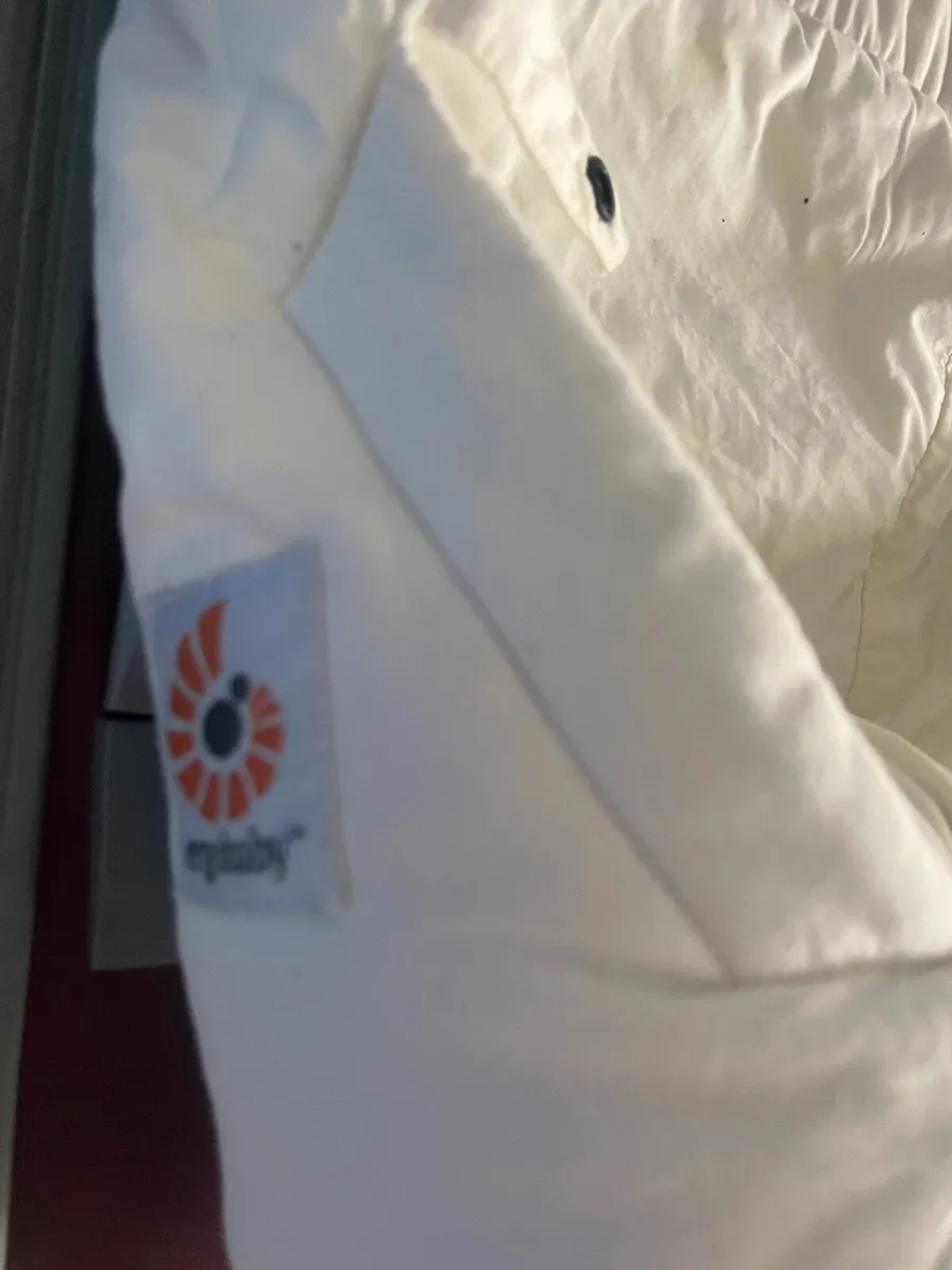 Ergo Baby Infant Insert - Image 3