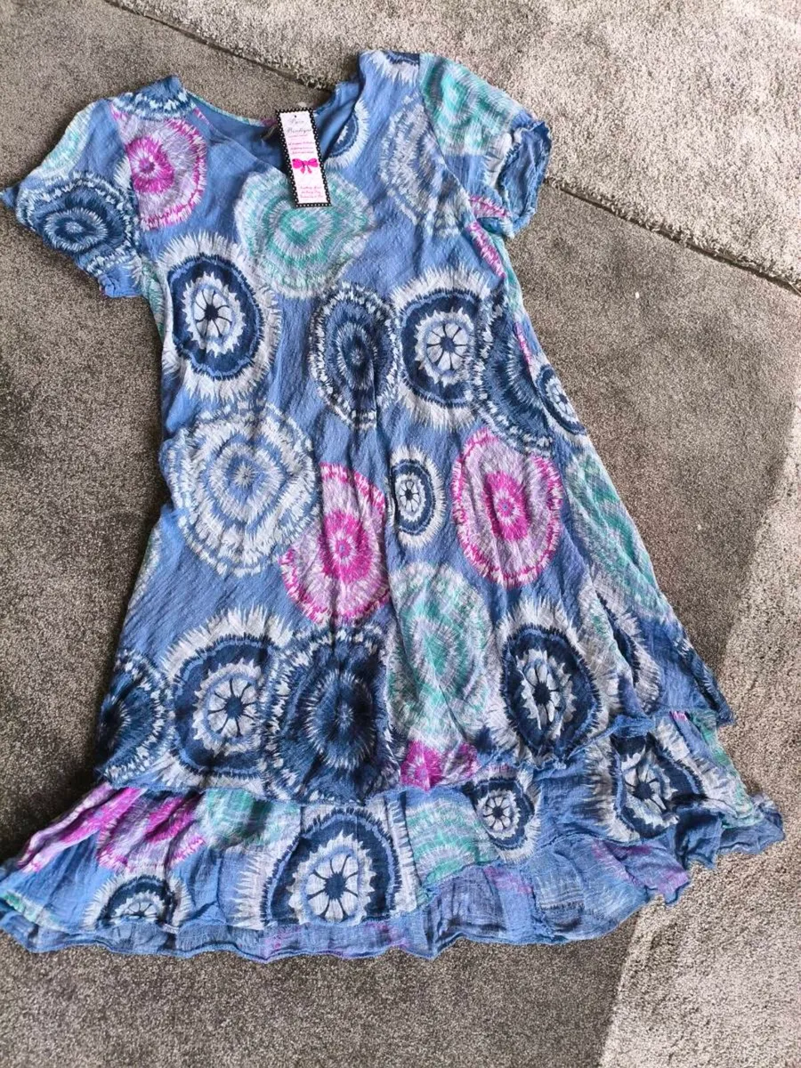 Lovely new dress ,m/large 5 euro tags still on - Image 4