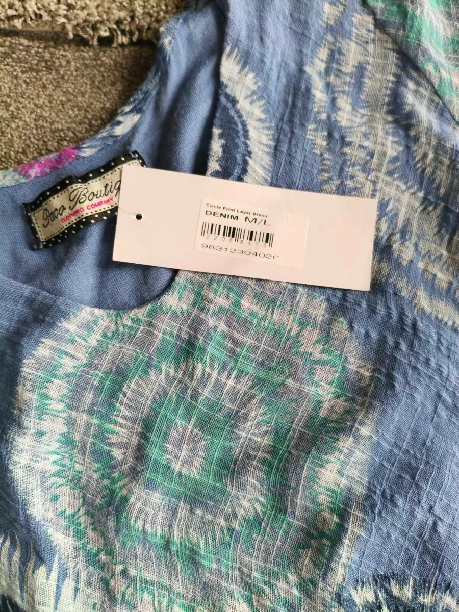 Lovely new dress ,m/large 5 euro tags still on - Image 3