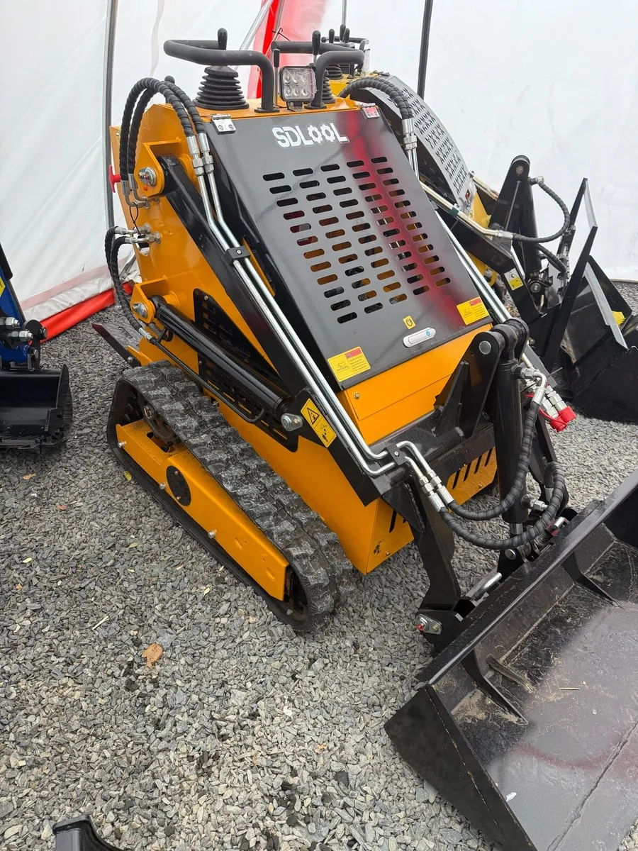 mini skid steer diesel - Image 4