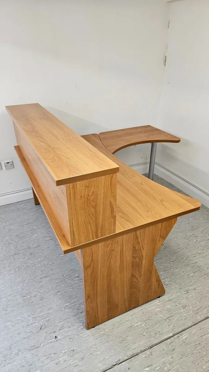 Office Reception Desk - Image 2