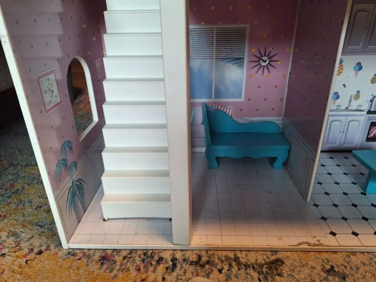 Doll House - Image 2