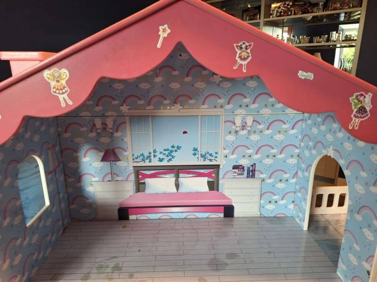 Doll House - Image 4