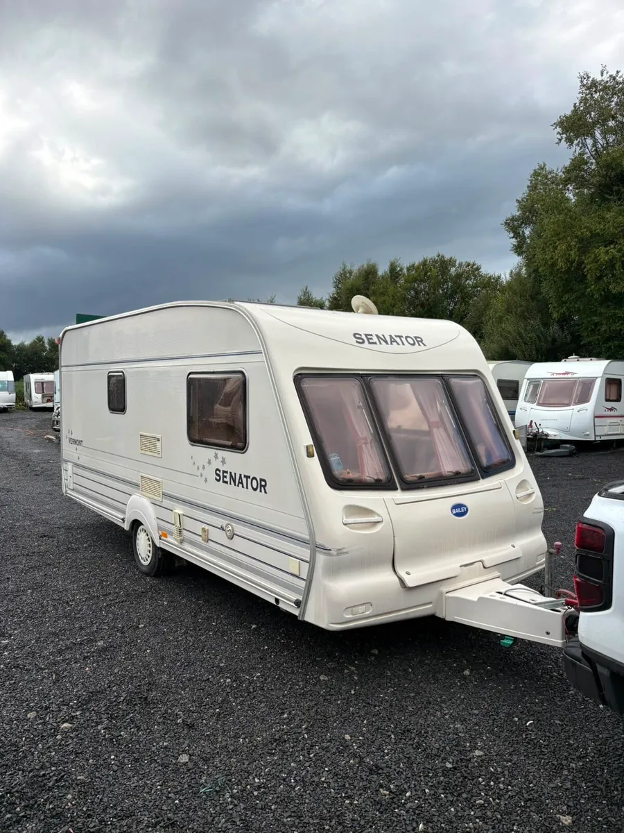 Bailey Senator 2/3 berth caravan for sale - Image 3