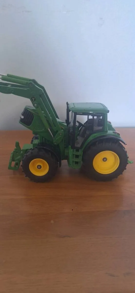 Toy tractors - Image 2