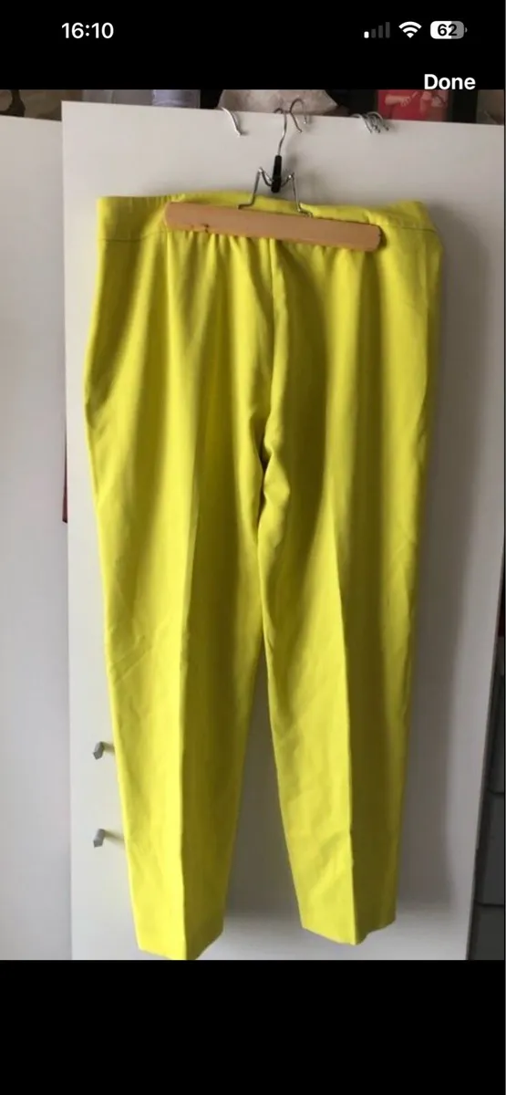 Ladies French connection trousers size 12 €5 - Image 2