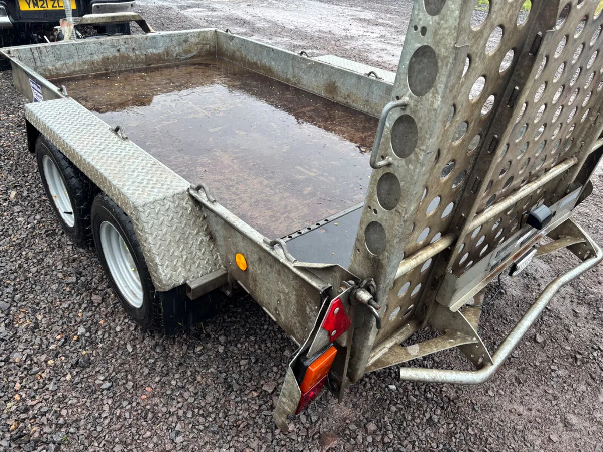 Ifor Williams 10ft x 5ft 4” plant trailer - Image 2