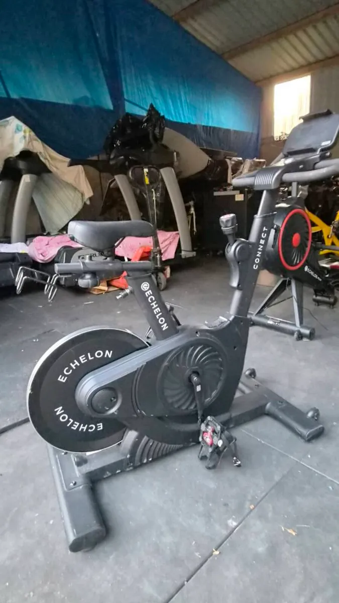LIKE NEW SMART HOME ROWING MACHINE & BIKE - Image 4