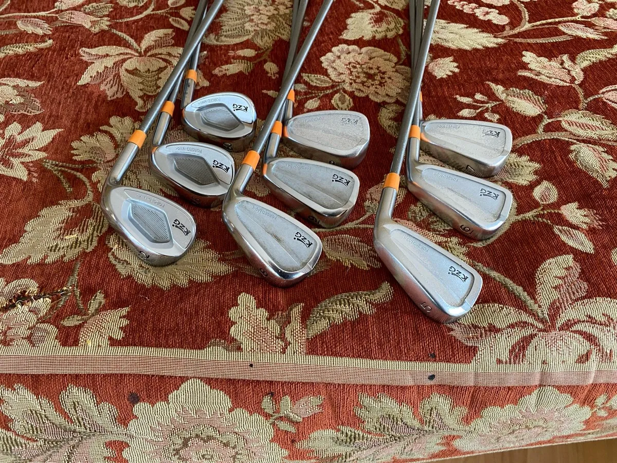 Top quality set of Irons - Image 1
