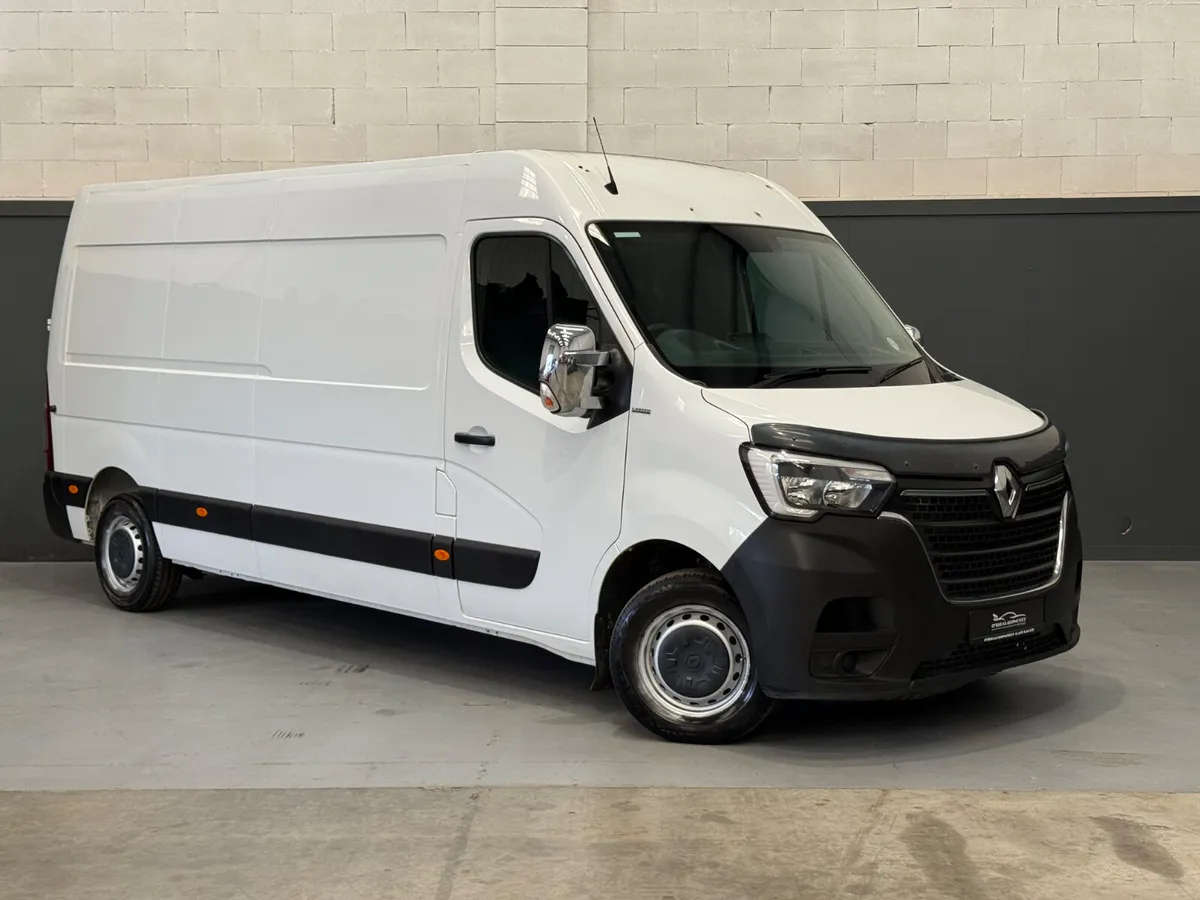 Renault Master 2023 NEW CVRT LOW MILEAGE - Image 1