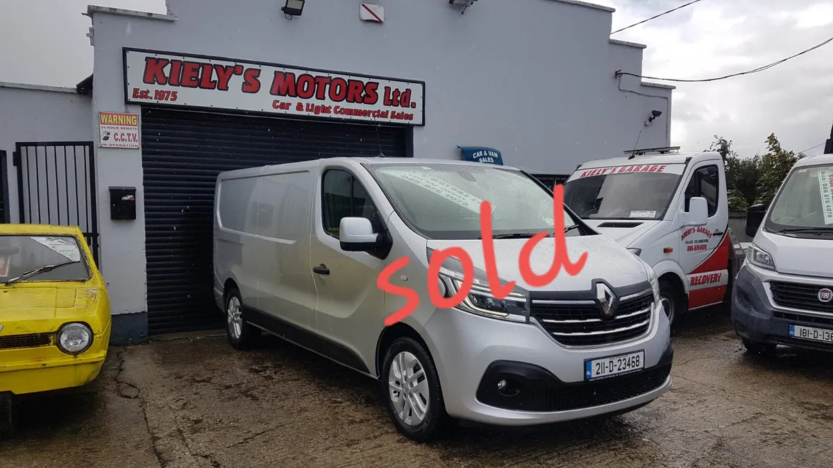 Renault Trafic SPORT LWB MINT 130KM VAT INVOICE - Image 1