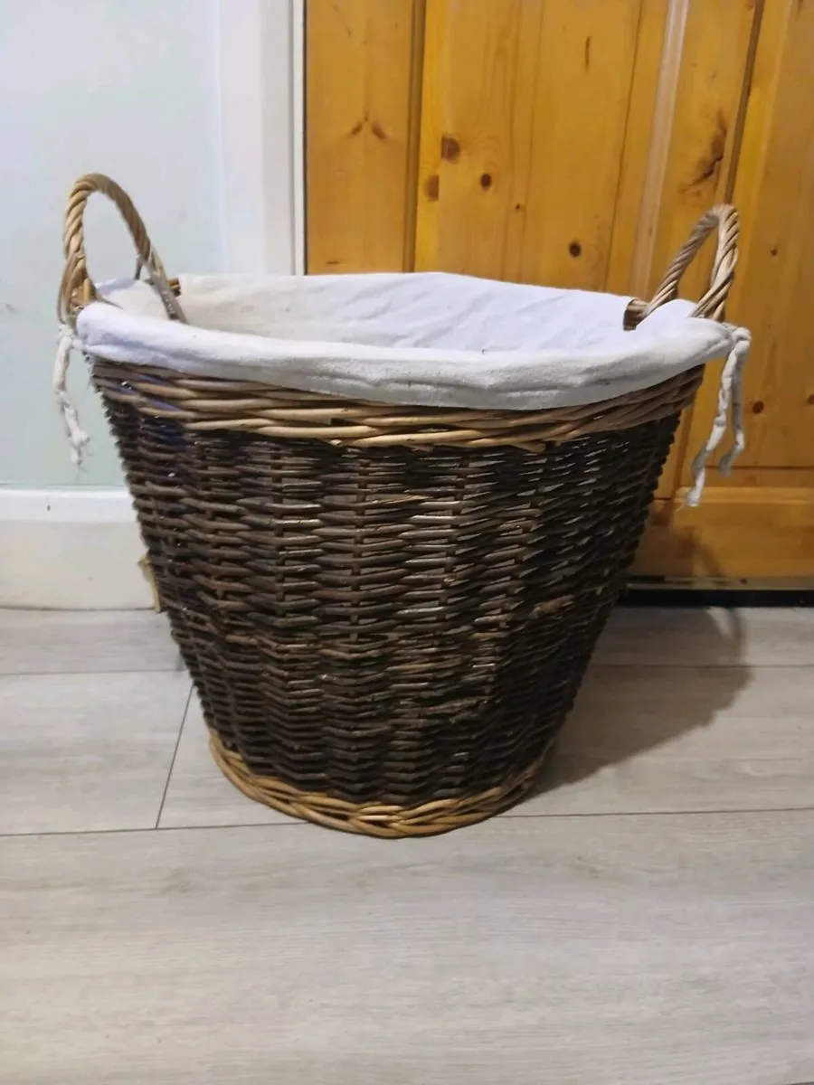 Log Basket - Image 1
