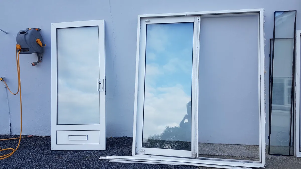 PATIO DOOR 250