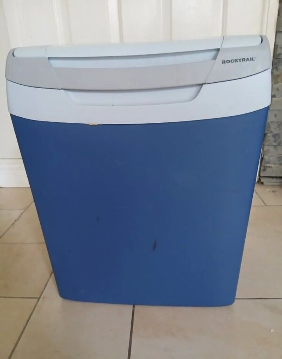 Rocktrail electric coolbox 12 V - Image 1