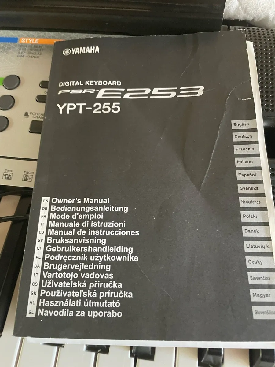 Yamaha digital keyboard - Image 1