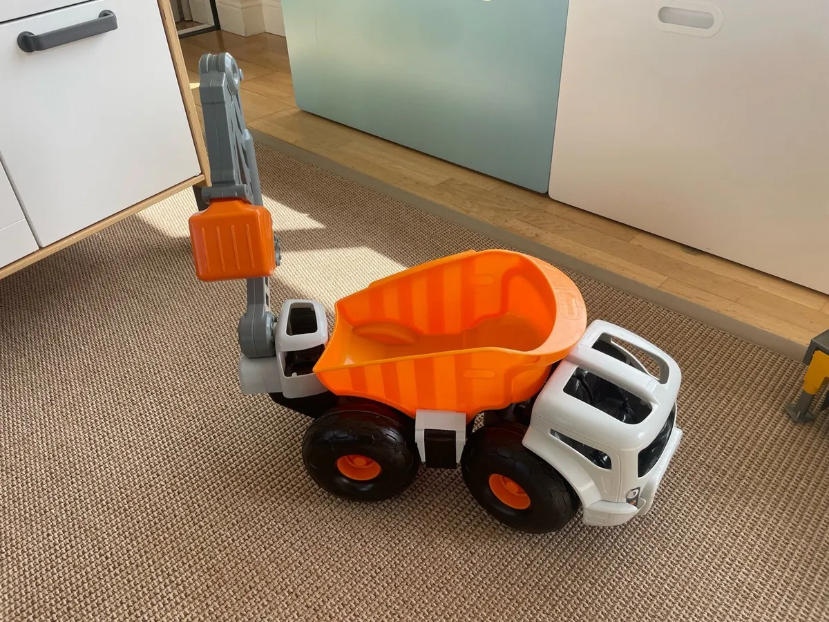 Little Tikes Excavator Dump Truck - Image 3