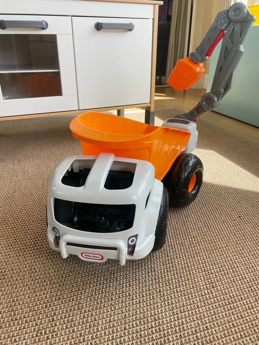 Little Tikes Excavator Dump Truck - Image 4