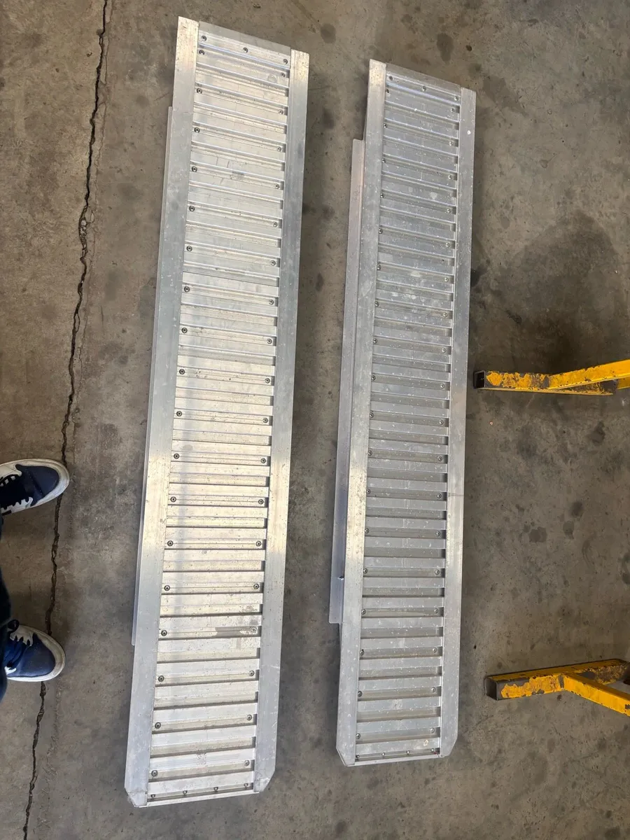 Ifor williams trailer ramps 6ft 8ft steel and alu - Image 3