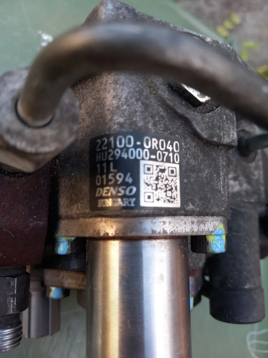 Fuel pump injector toyota verso 2012 - Image 1