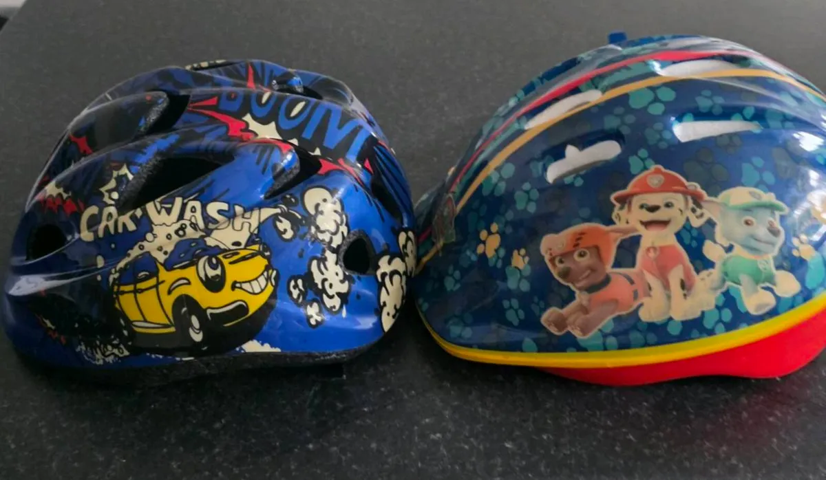 2-Helmets - Image 2