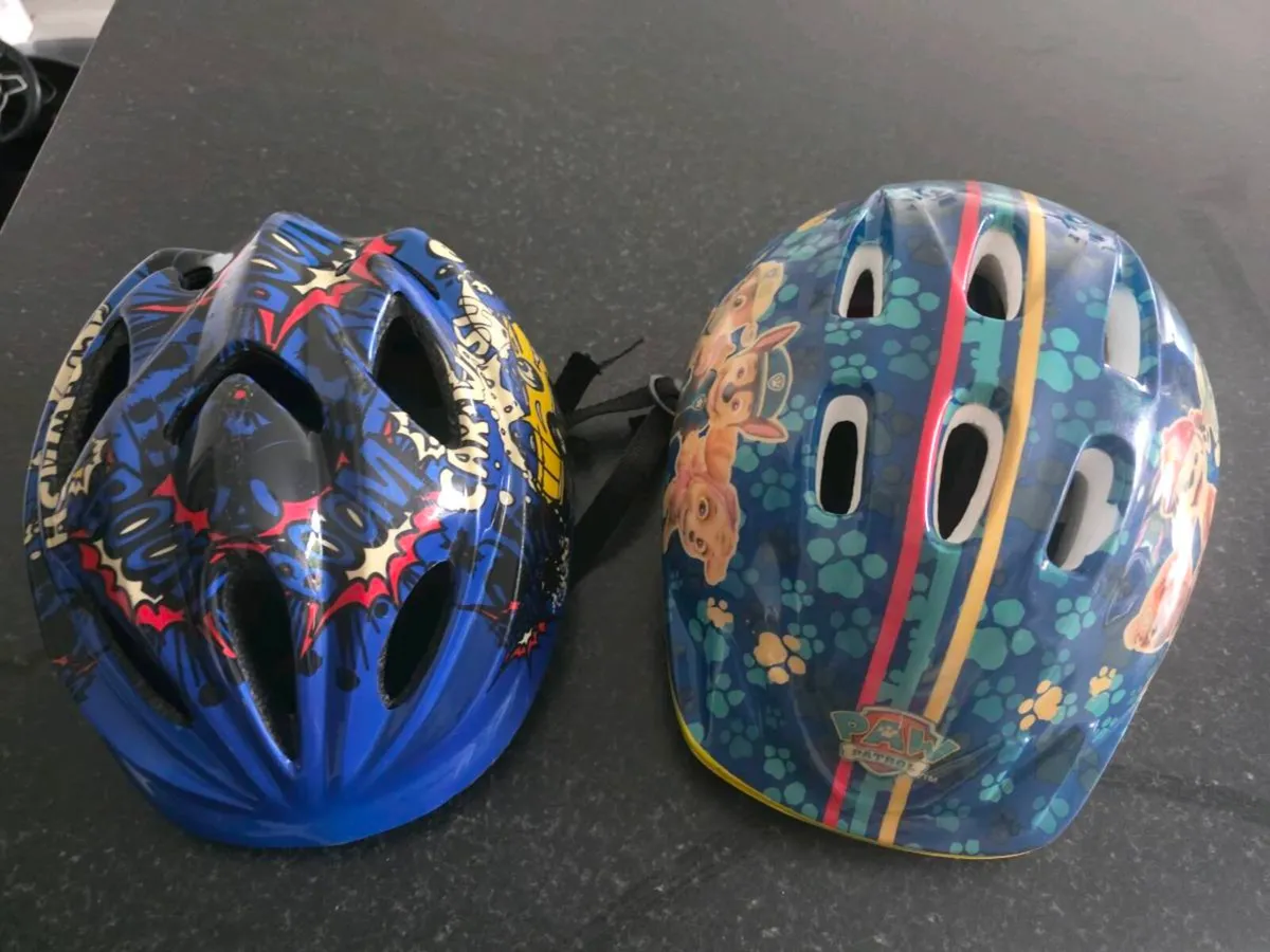 2-Helmets - Image 3