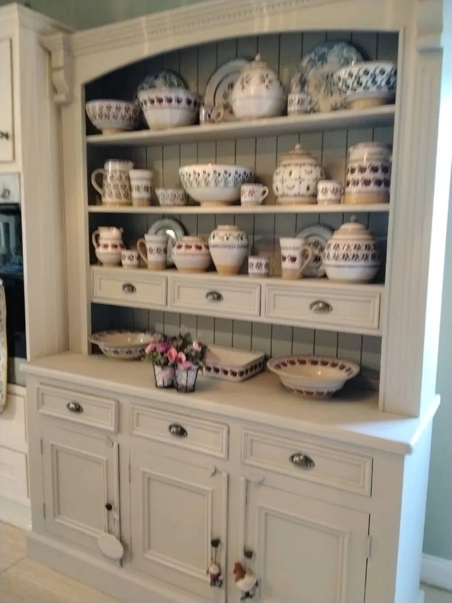 Solid kitchen dresser delivery arranged - Image 1