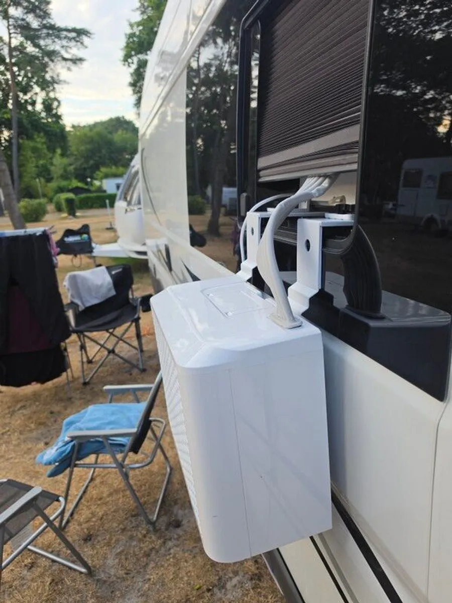 Portable air conditioning unit - Image 4