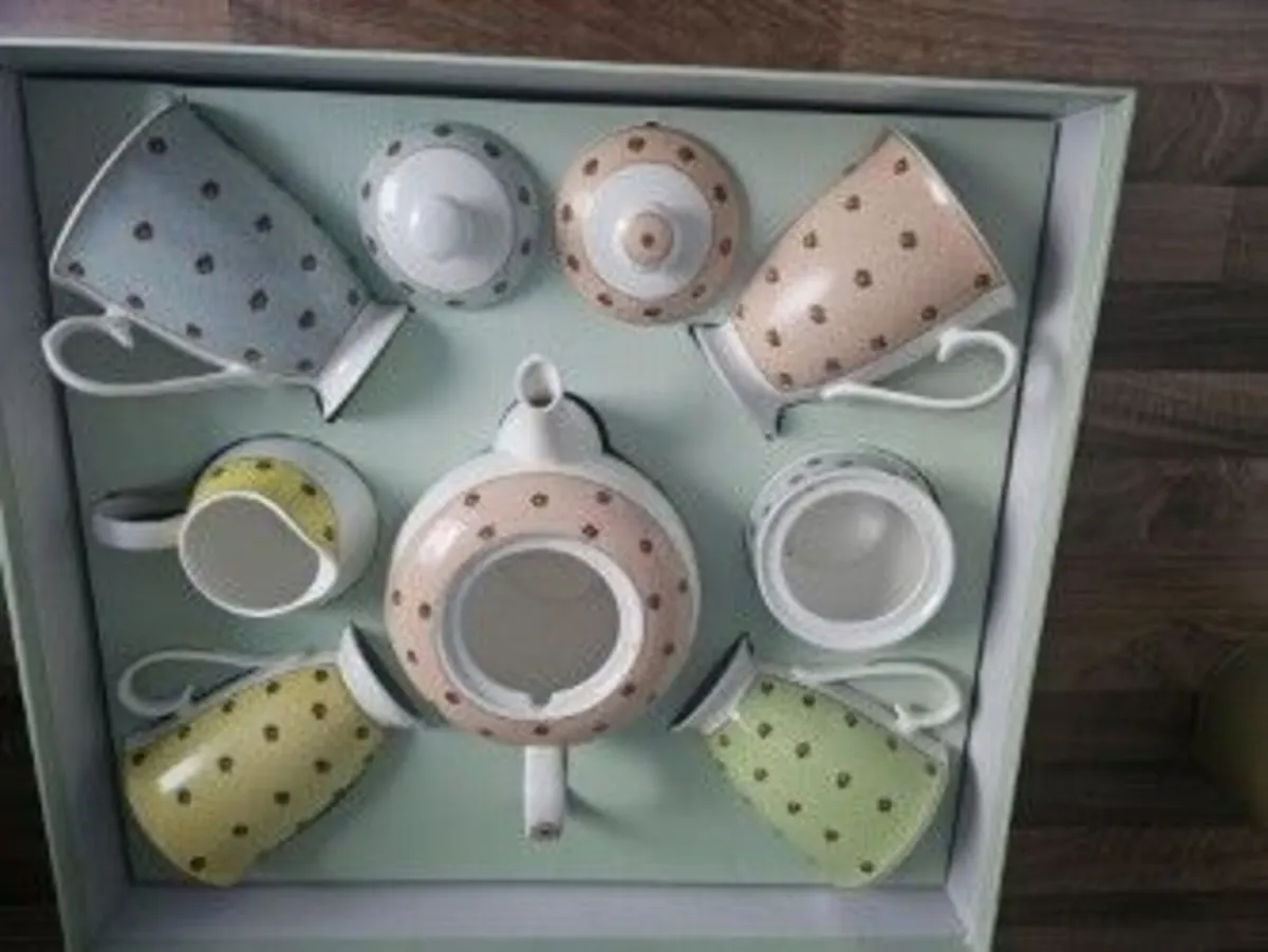 Aynsley Tea Time Set - Image 1