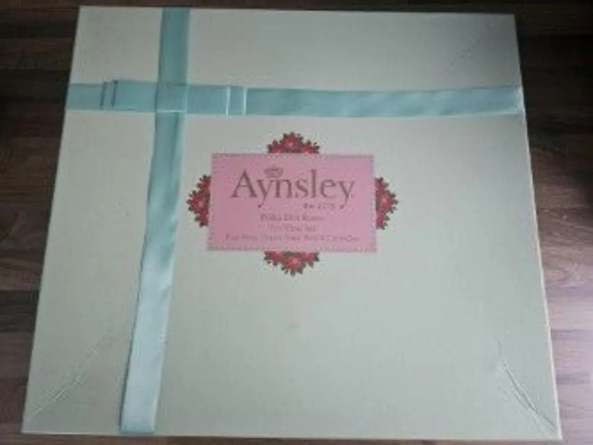 Aynsley Tea Time Set - Image 2