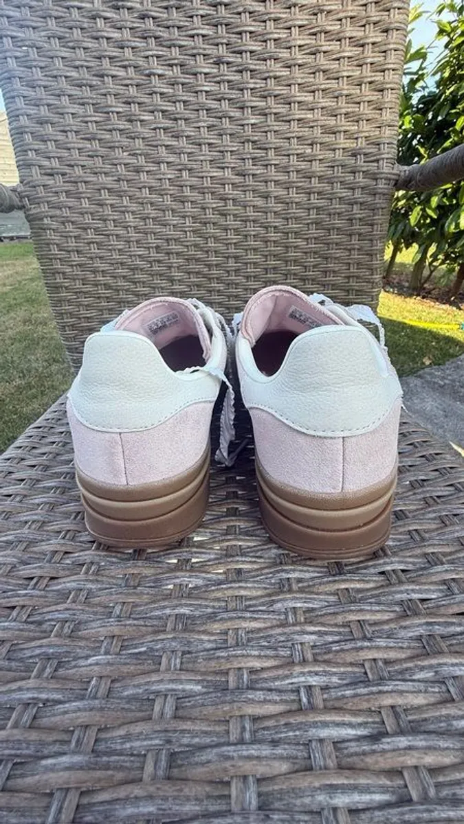 Women's trainers - Image 2