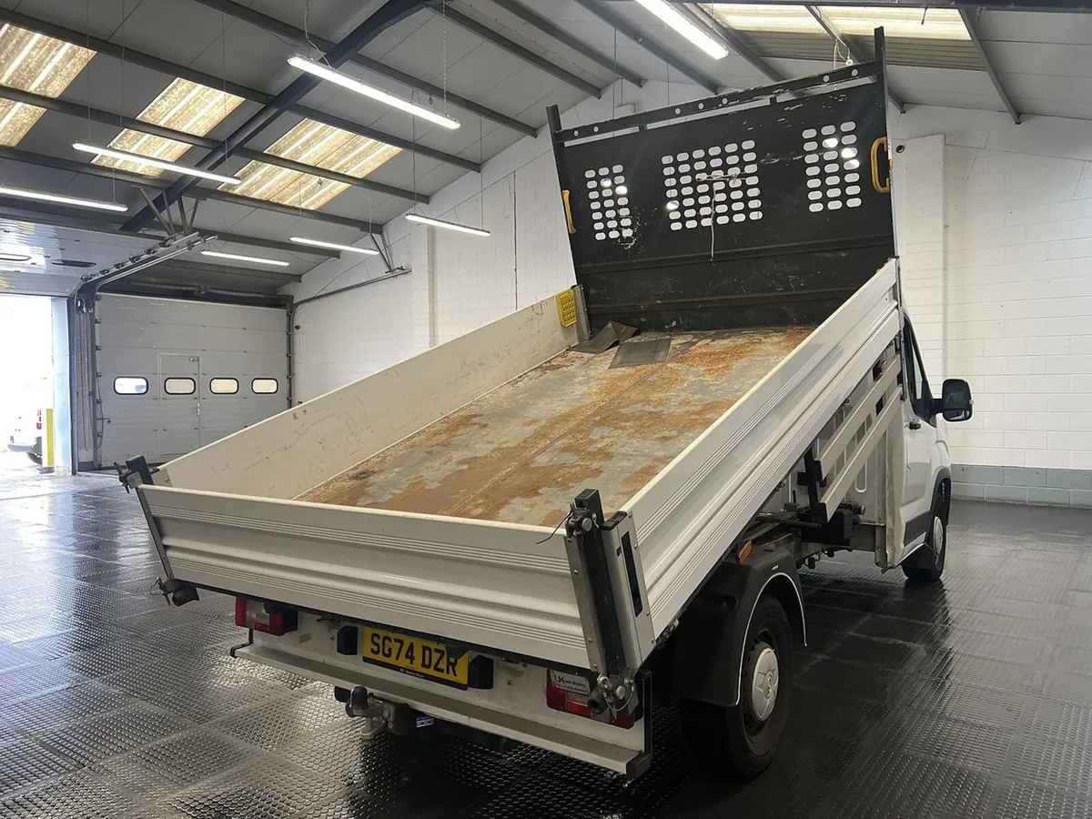 2024 Maxus Deliver 9 Tipper Van - Image 2