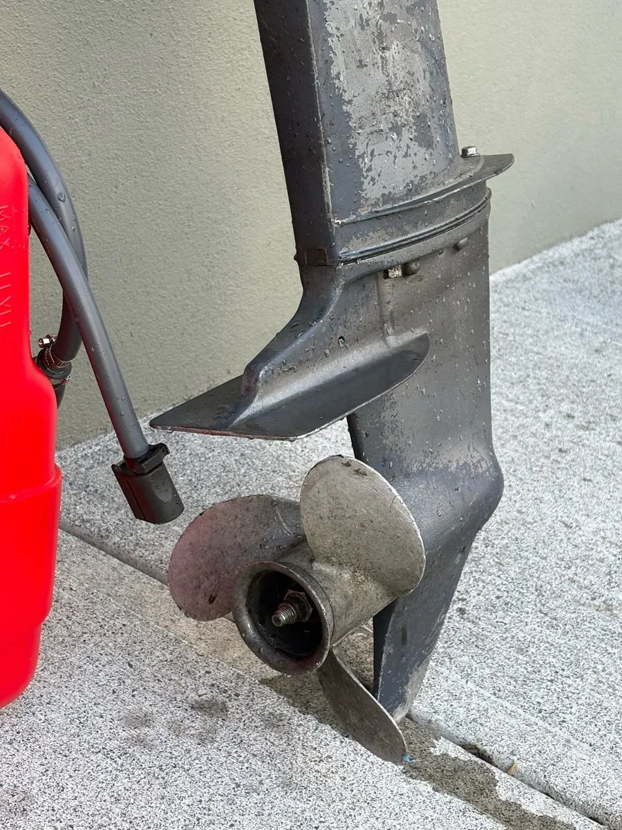 Mariner 10hp outboard - Image 3