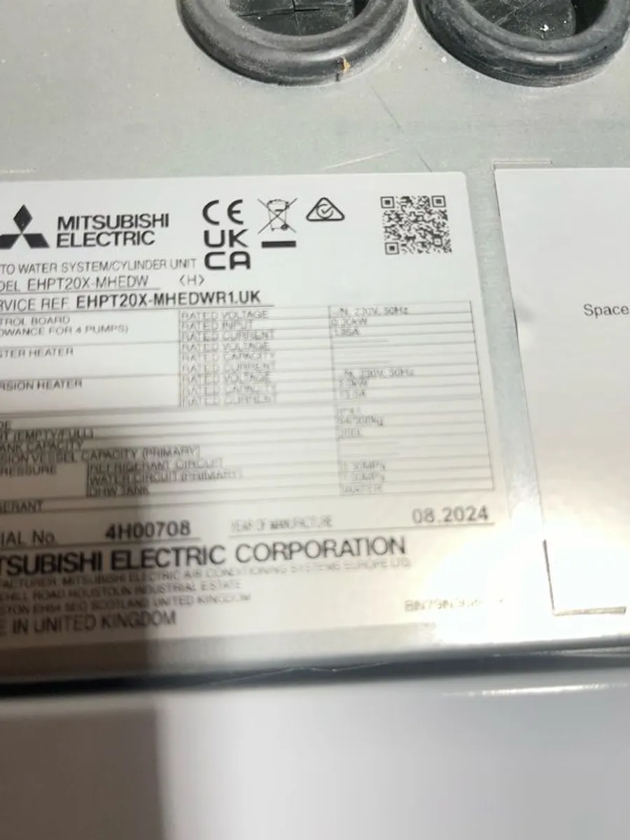 14kw Mitsubishi Ecodan Heat Pump - Image 3