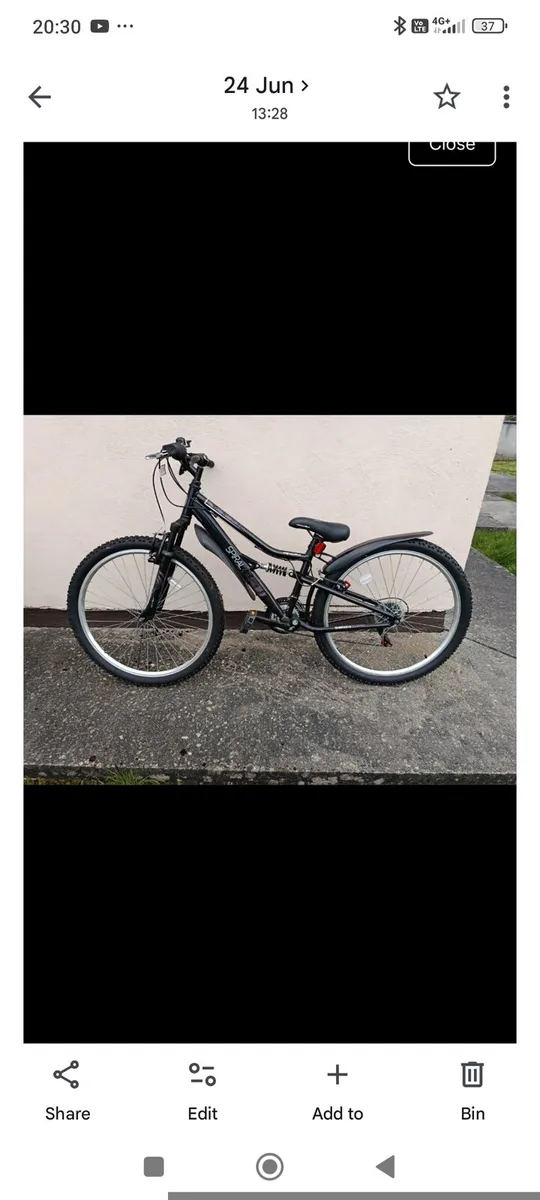 Ladies bicycle - Image 1