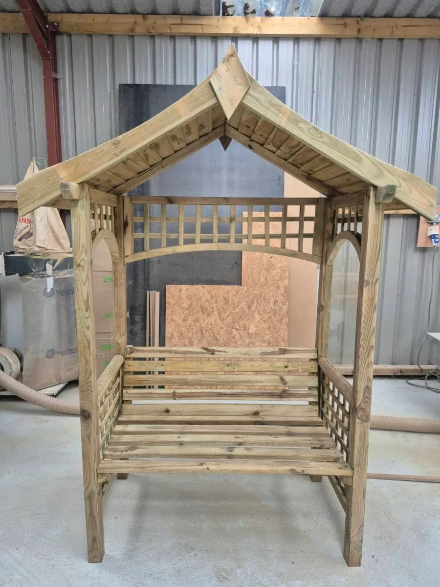 Garden bench - Image 1