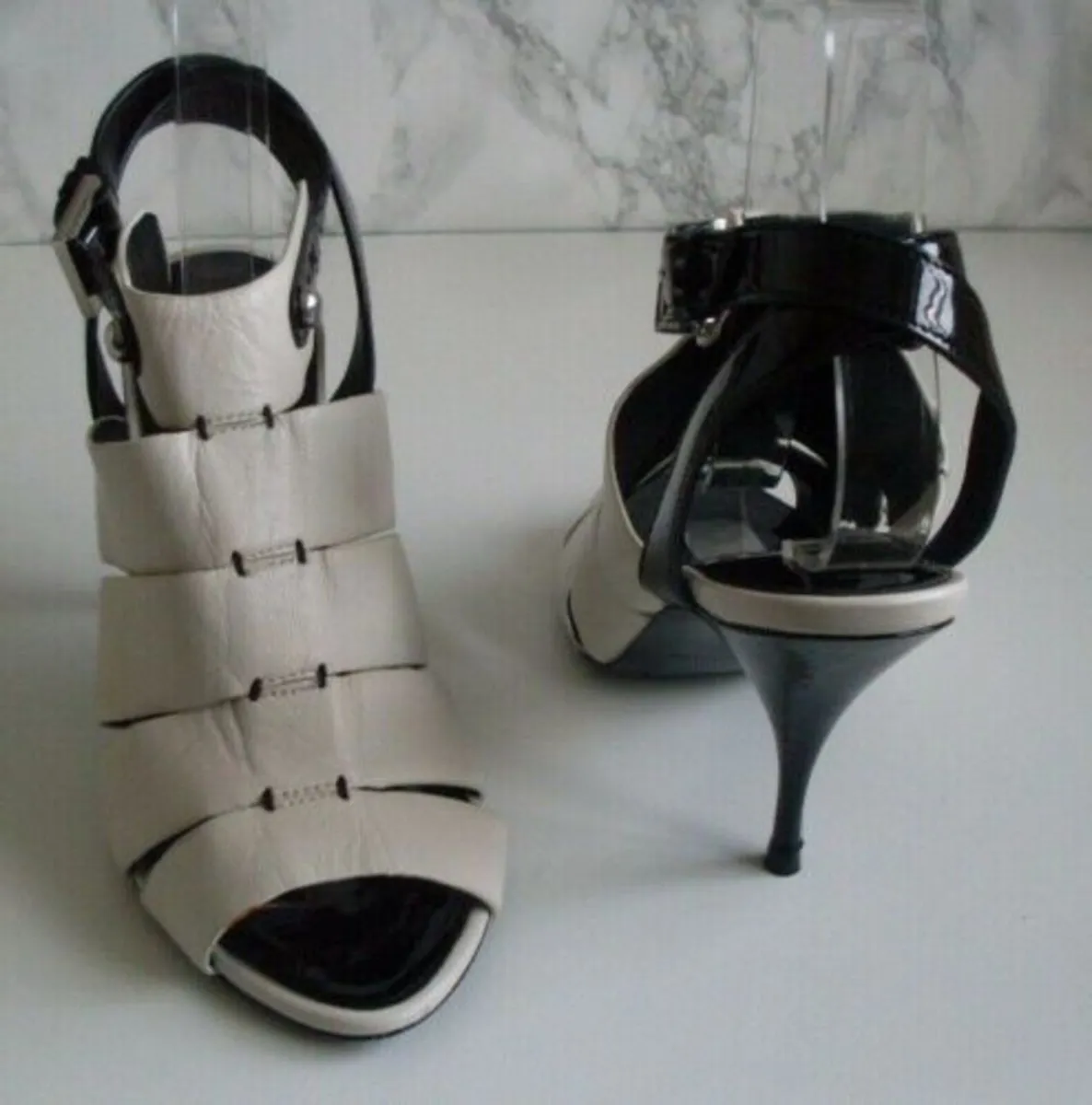 Karen Millen Designer White Black Strappy Heels - Image 2
