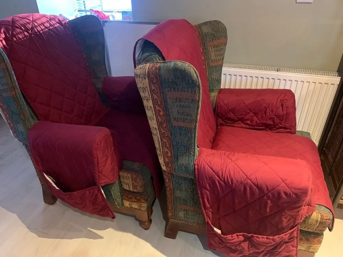 Comfortable Armchairs with Protective Covers - Image 4