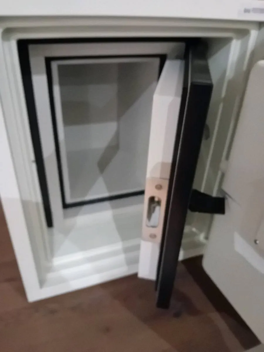 DS2000 Series Datacare safe - Image 4