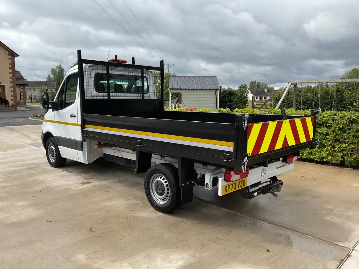 2023 Mercedes Sprinter Tipper - Image 3