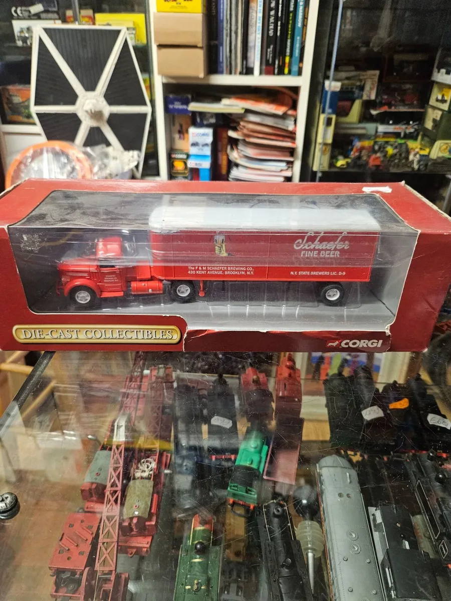 Corgi Mack Brewery Truck 1.50 - Image 1