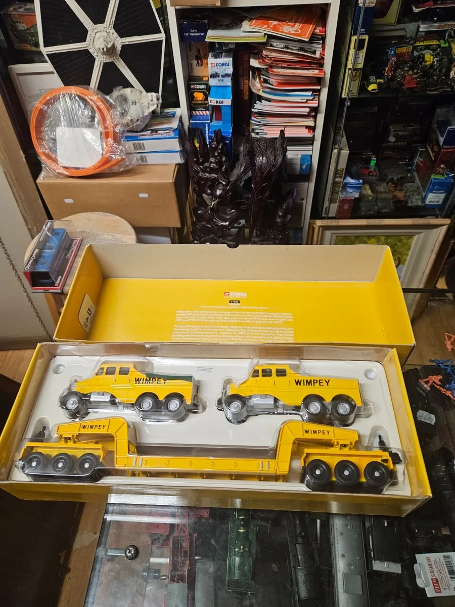 Corgi Scammel Wimpey Trucks and Trailer 1.50 - Image 1