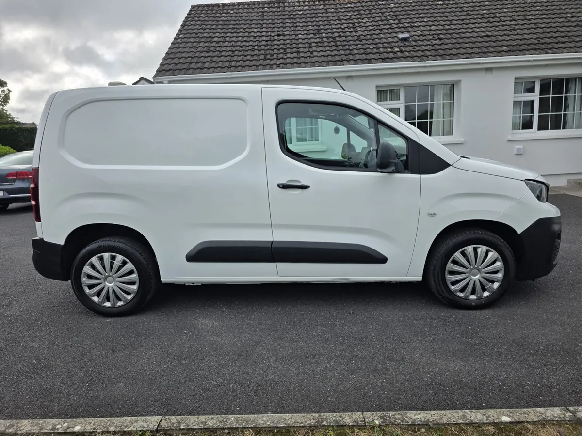 PEUGEOT PARTNER PROFESSIONAL PLUS.. - Image 3