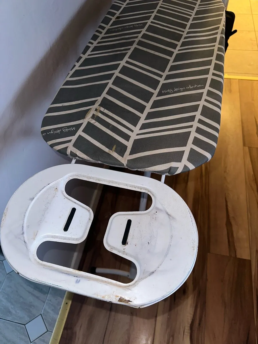 Ironing board - Image 2