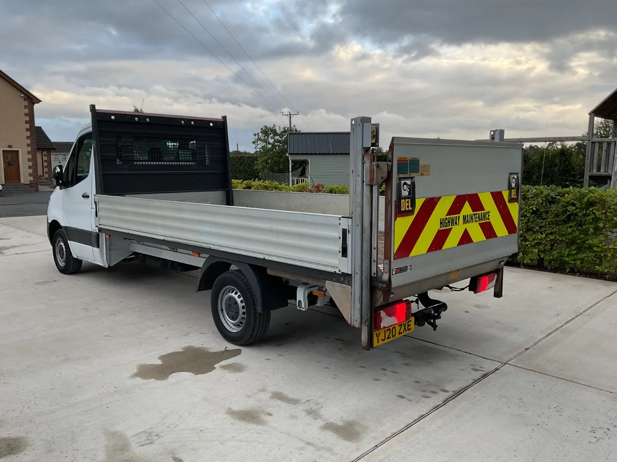 2020 Mercedes Sprinter 316 Dropside - Image 3