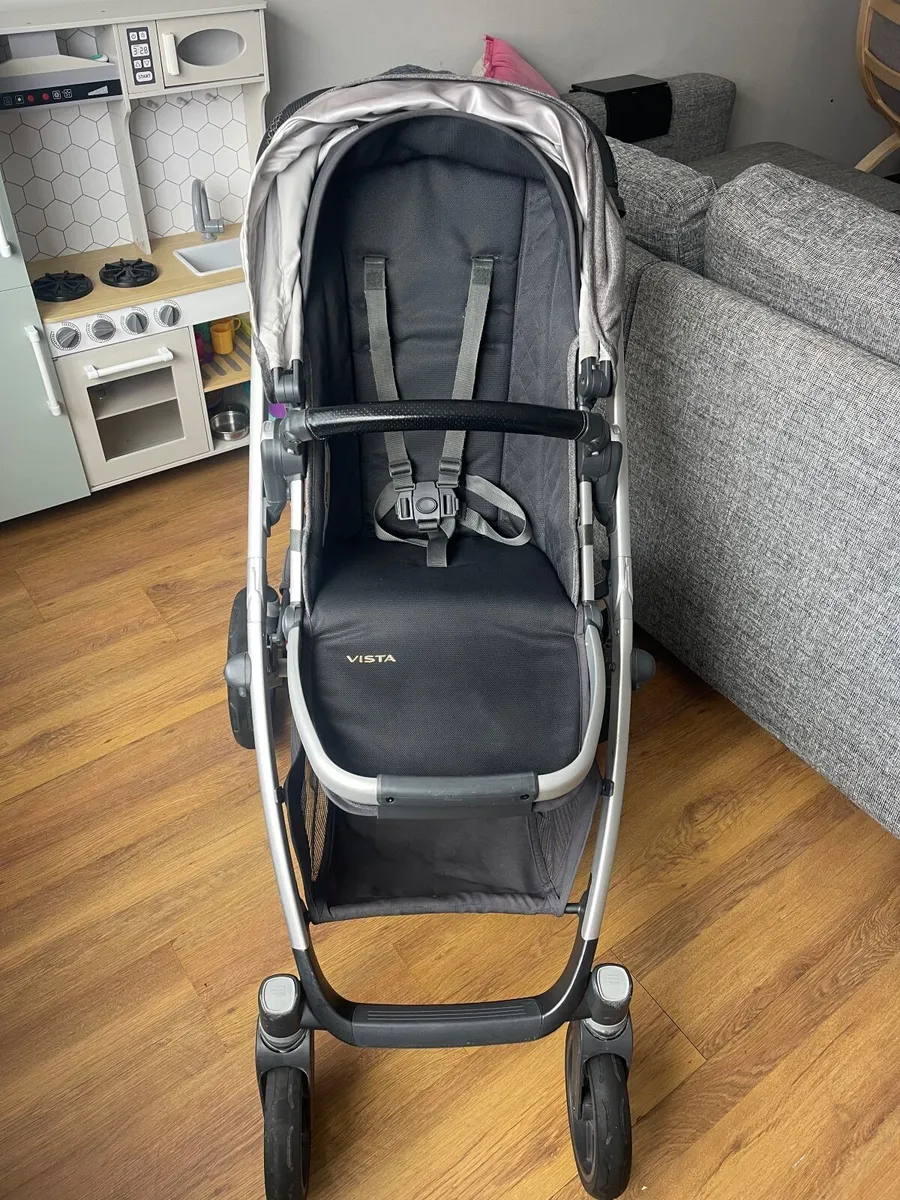 Uppababy vista pushchair - Image 1