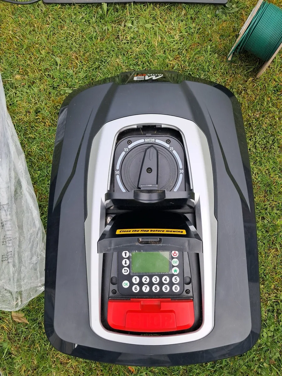 Robotic Lawnmower - Image 1