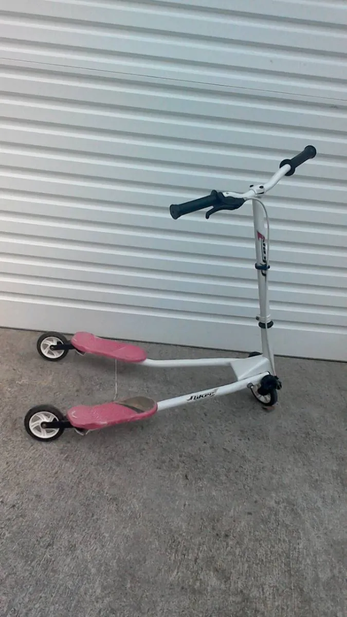 Flicker & Pogo Sticks - Image 3