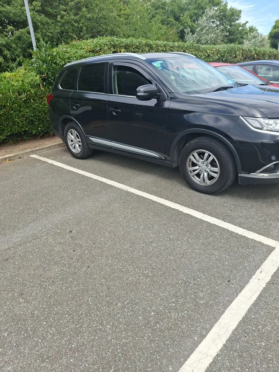 Mitsubishi Outlander 2018 - Image 1