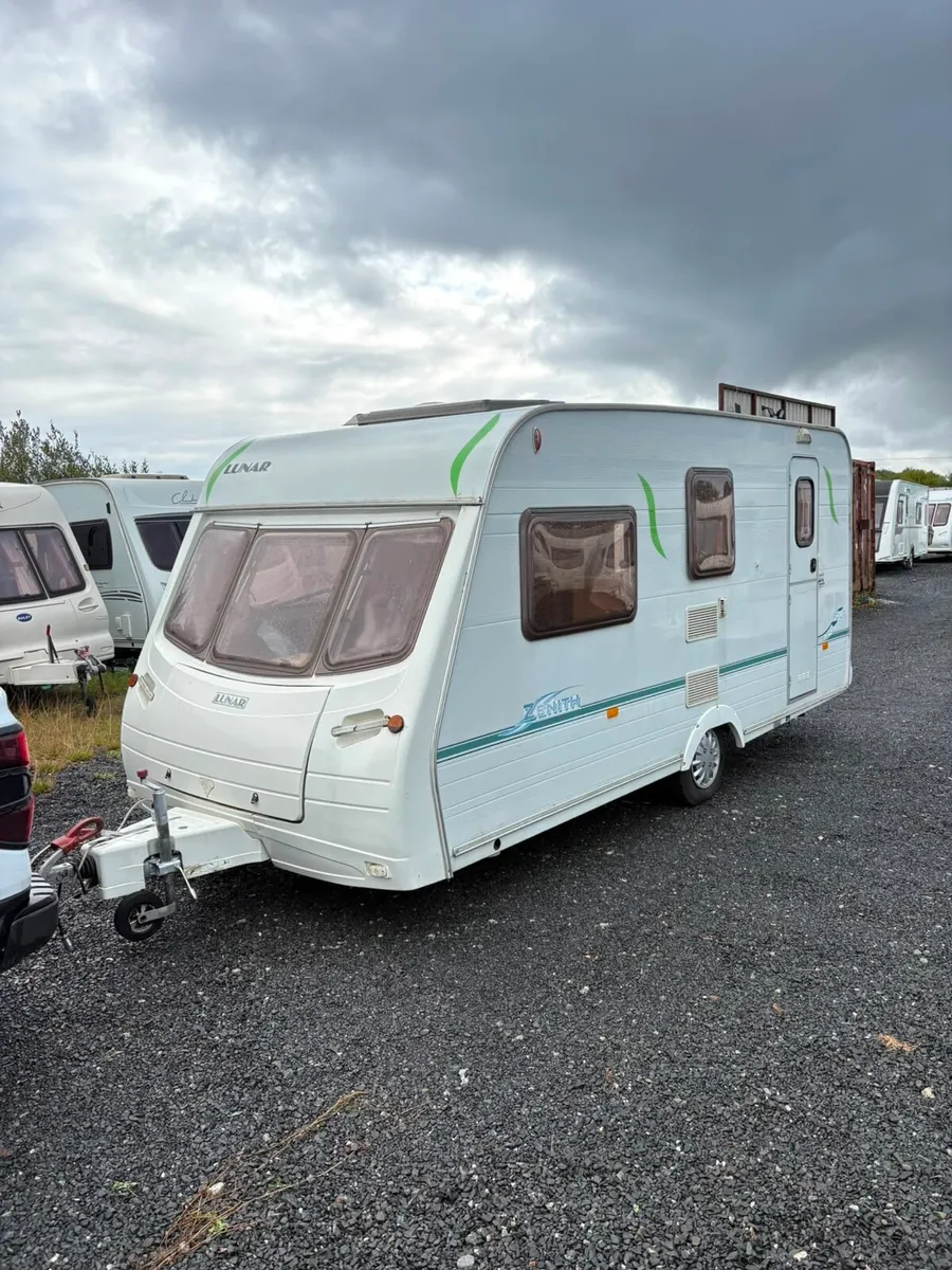 Lunar Zenith 4 Berth Caravan For Sale - Image 3